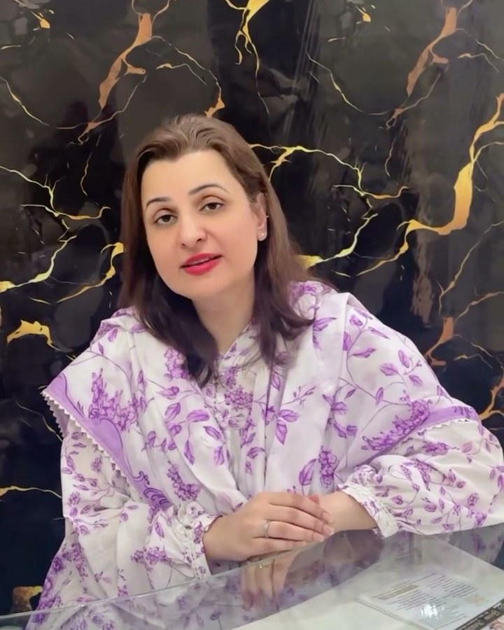 Dr Ayesha Waheed at Glow Aesthetics, F-11/1, Islamabad